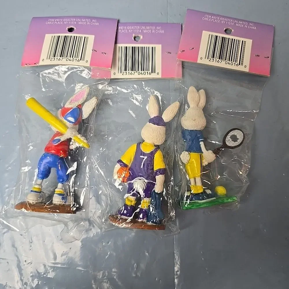 Vintage Easter Unlimited Ball Playing Bunny Rabbit Toy Figure Lot of (3)‎ NEW